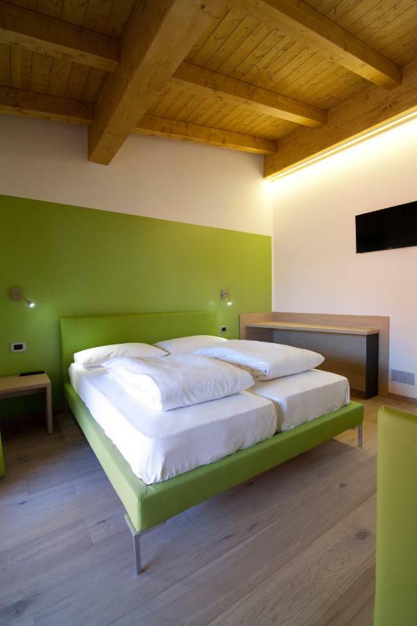 Agritur I Colori Bed & Breakfast Sanzeno Exterior photo